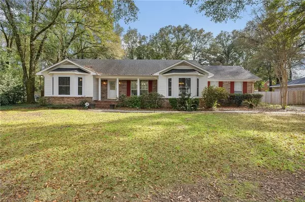 7020 Remington DR, Mobile, AL 36618