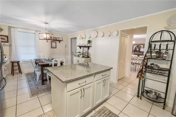 Mobile, AL 36619,5327 Gunn RD