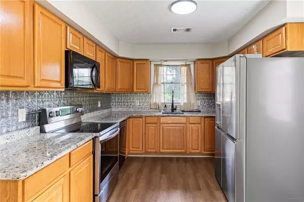 Tallassee, AL 36078,5330 Macedonia RD