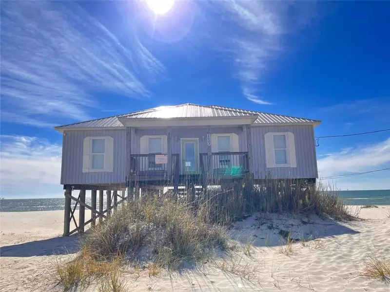 2623 Bienville BLVD, Dauphin Island, AL 36528