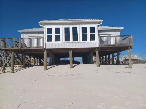 2623 Bienville BLVD, Dauphin Island, AL 36528