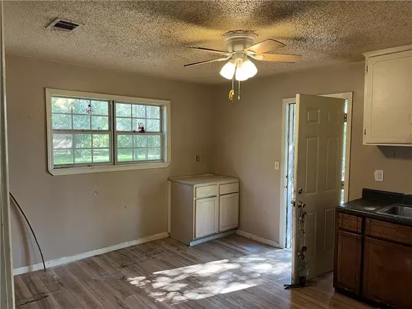 Moss Point, MS 39563,4830 Saphire ST