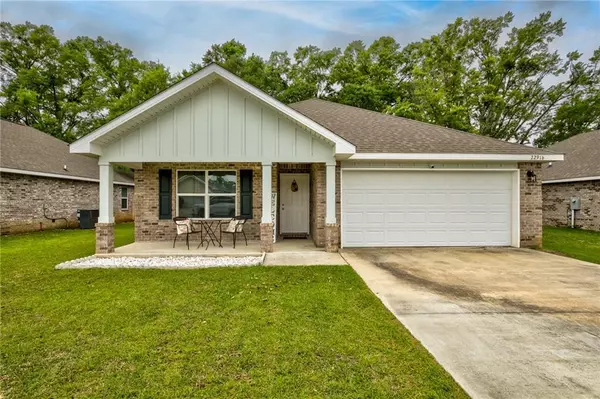 Robertsdale, AL 36567,22916 Lance DR