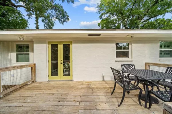 Mobile, AL 36608,206 Stillwood LN