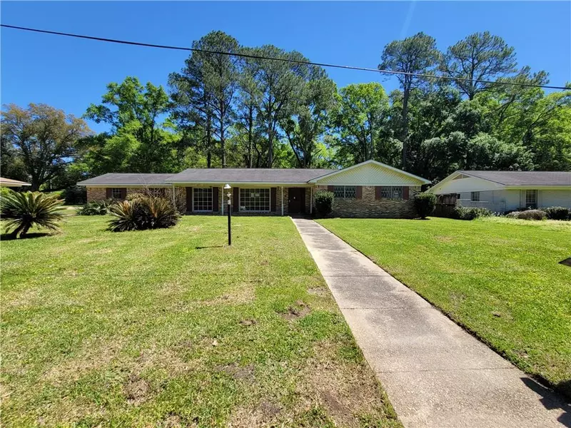 5404 Scanlan WAY E, Satsuma, AL 36572