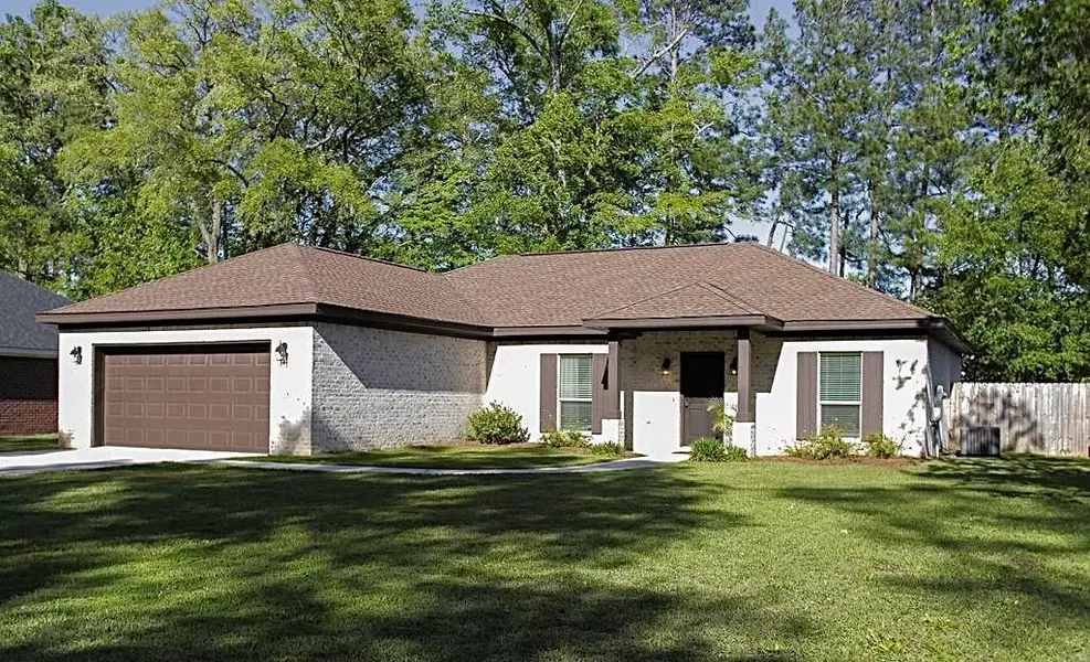 5462 Stratford LN, Satsuma, AL 36572