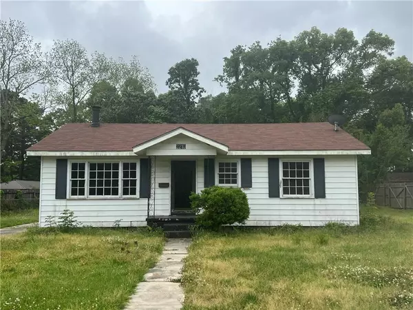 Mobile, AL 36605,2213 Ellen DR