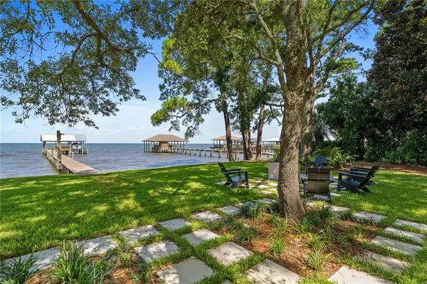 Fairhope, AL 36532,14679 Scenic Highway 98