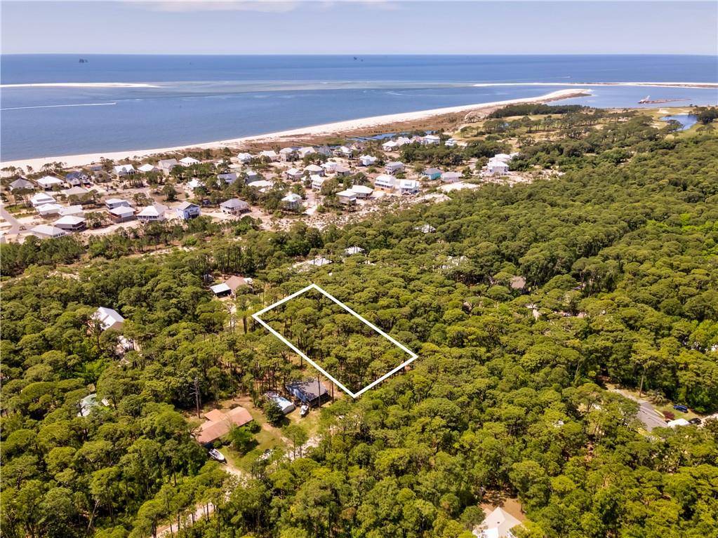 Dauphin Island, AL 36528,510 Fort Tombecbe PL