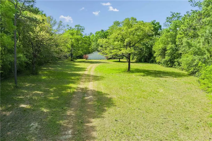 0 Monroe LN, Eight Mile, AL 36613