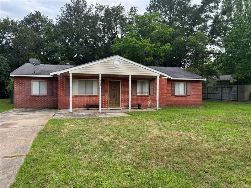 4121 Yorkshire LN, Mobile, AL 36609