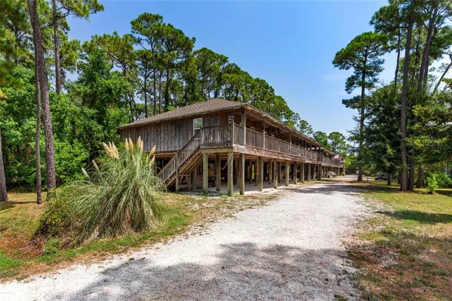 1413 O'hara LN #1, Dauphin Island, AL 36528