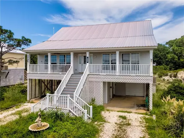 308 Audubon PL, Dauphin Island, AL 36528