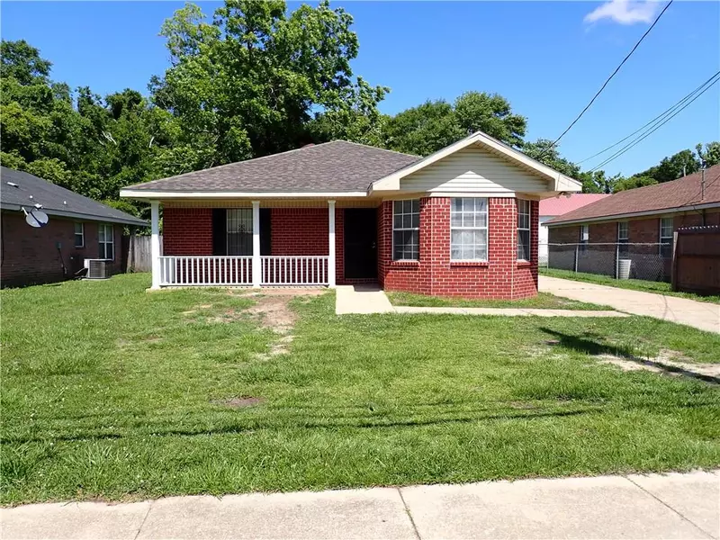 213 Pine ST N, Mobile, AL 36603