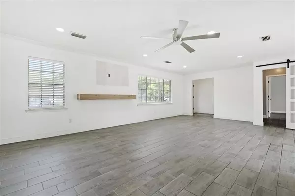 Mobile, AL 36618,2930 Crabtree LN E