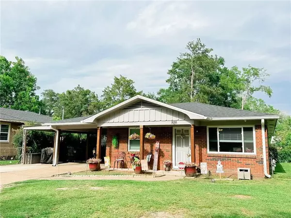 656 Townsend CIR, Chickasaw, AL 36611