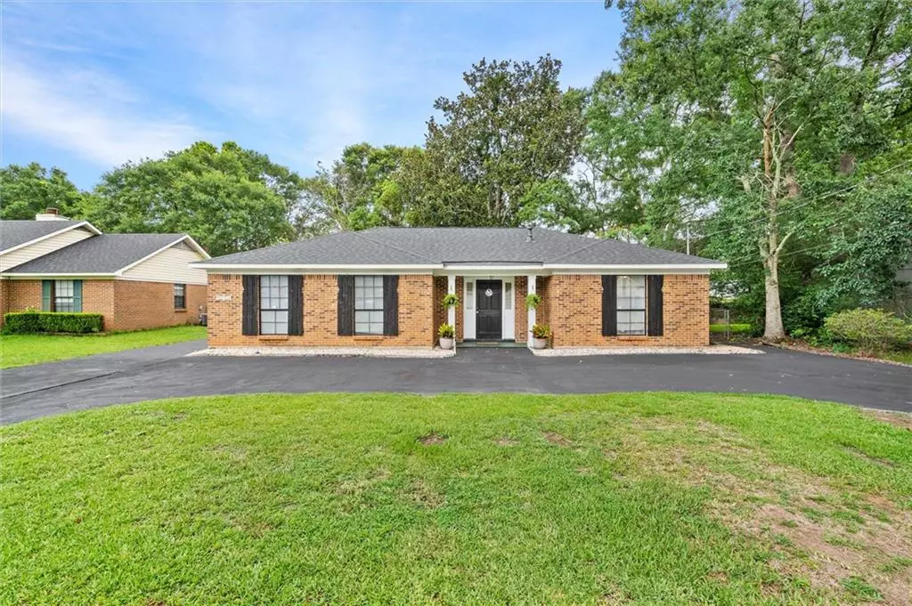 Theodore, AL 36582,5581 Plantation Oaks DR