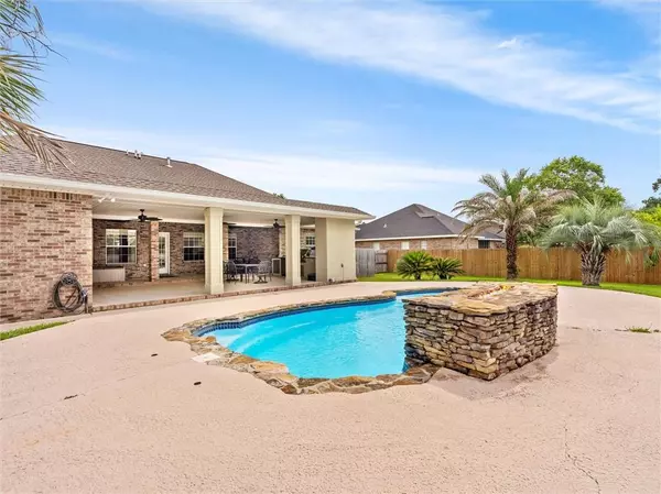 Ocean Springs, MS 39564,1608 Shelby LN