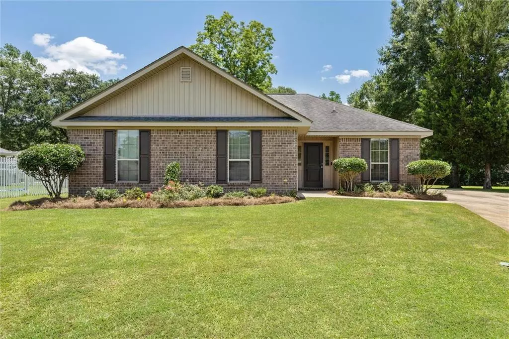 Semmes, AL 36575,1680 Woodcock CT