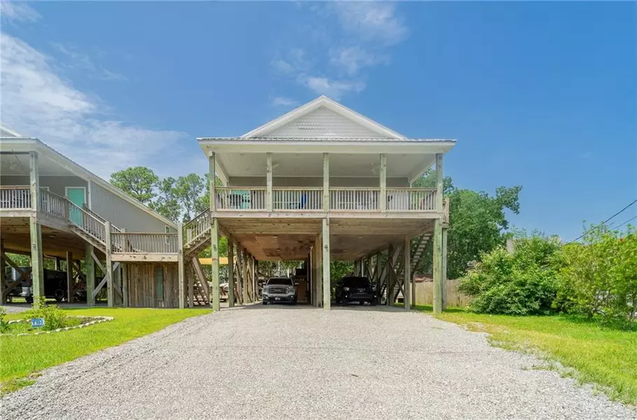 175 Orleans DR #B, Dauphin Island, AL 36528