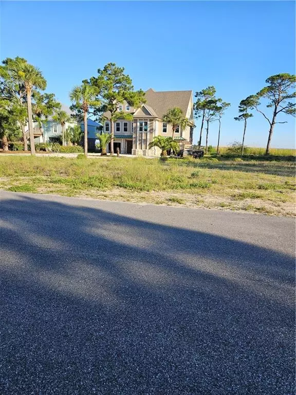 Dauphin Island, AL 36528,0 Hernando PL