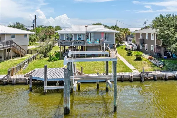 321 Port Royal ST, Dauphin Island, AL 36528