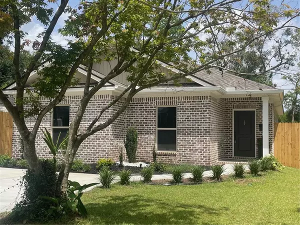 Mobile, AL 36608,556 Shady Oak DR