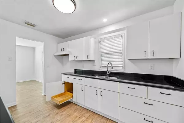 Mobile, AL 36617,759 Wellington ST