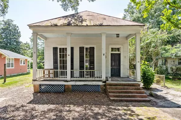 10 Common ST, Mobile, AL 36604