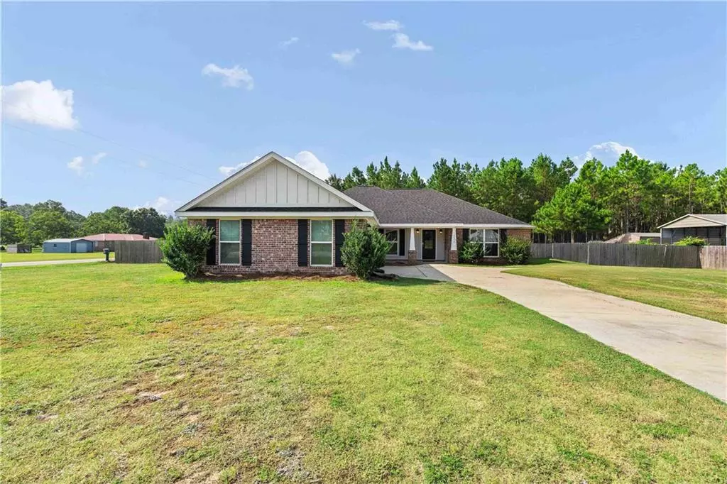 Silverhill, AL 36576,13476 Heather's Glen LN