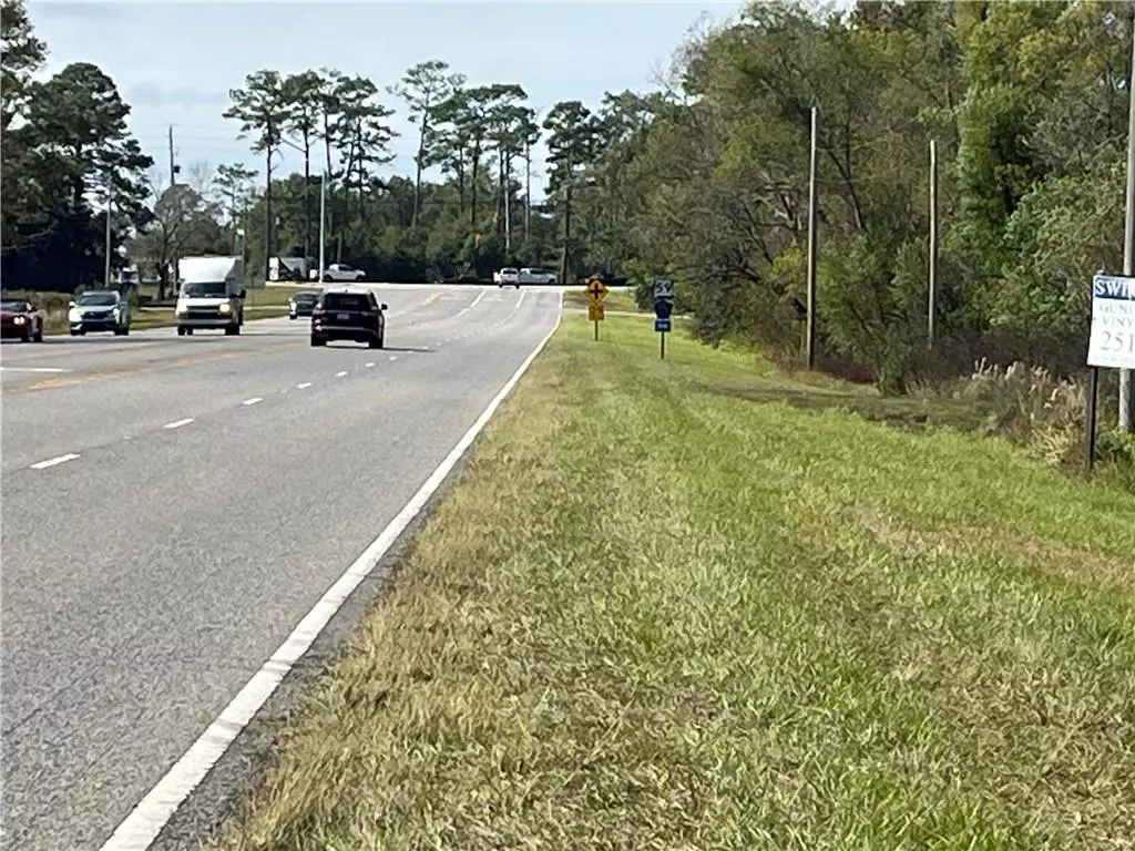 Foley, AL 36535,17058 Foley Beach Expressway