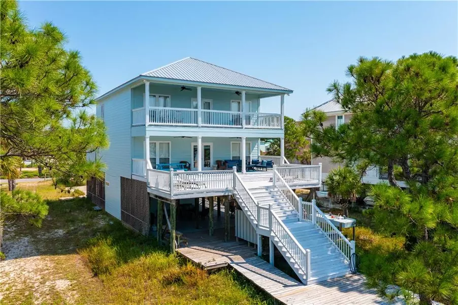 607 Hernando PL, Dauphin Island, AL 36528