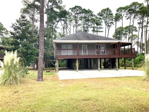 1415 O'hara LN, Dauphin Island, AL 36528