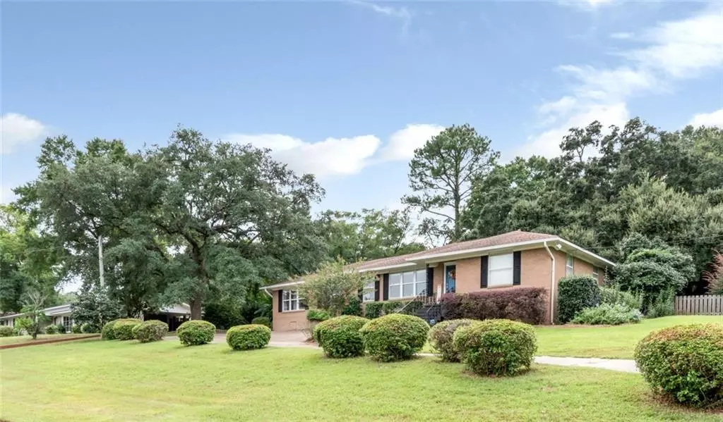 3815 Hillcrest LN, Mobile, AL 36693