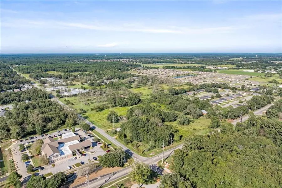 8127 County Road 64 RD, Daphne, AL 36526