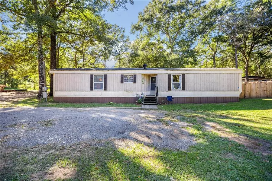 6230 Hunters Pointe DR E, Theodore, AL 36582