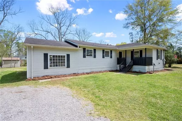 Saraland, AL 36571,522 Pine ST