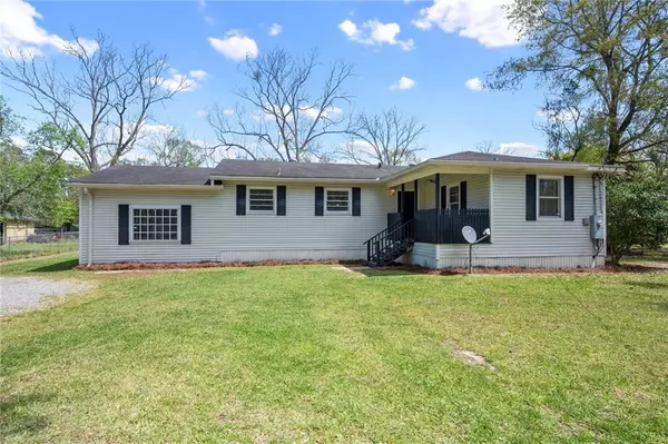 Saraland, AL 36571,522 Pine ST