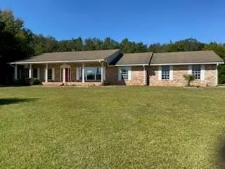 24800 County Road 71, Robertsdale, AL 36567