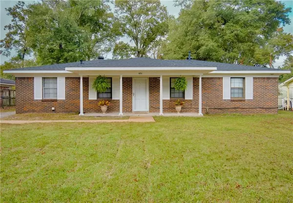 631 Oak ST, Saraland, AL 36571