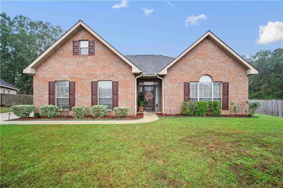 2505 Pecan Pointe DR, Semmes, AL 36575