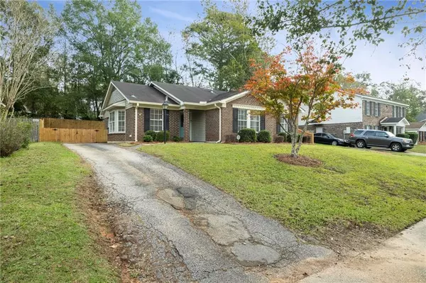 Mobile, AL 36695,3317 Autumn Ridge DR W