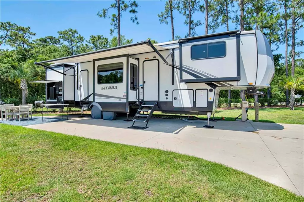 Gulf Shores, AL 36542,19558 County Road 8