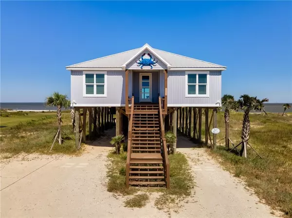 2432 Bienville BLVD, Dauphin Island, AL 36528