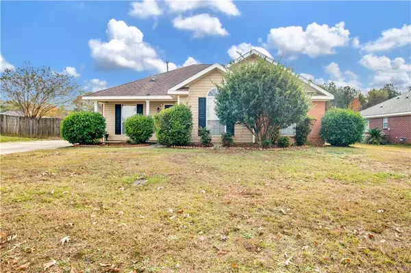 3557 Viking CT, Semmes, AL 36575