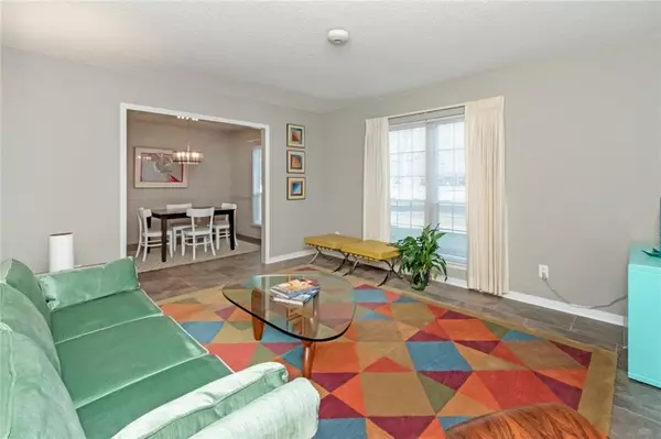 Mobile, AL 36609,6012 Maplecrest CT