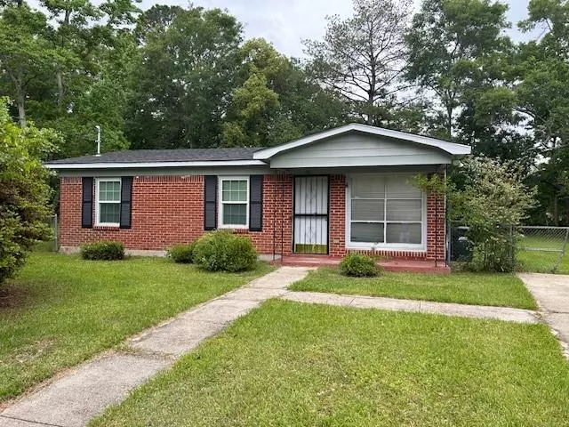 306 Grant CIR, Mobile, AL 36610