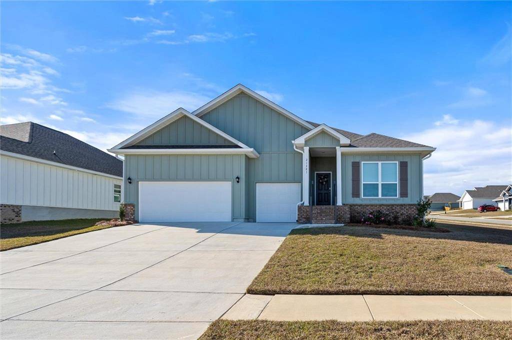 21581 Burney RD, Fairhope, AL 36532