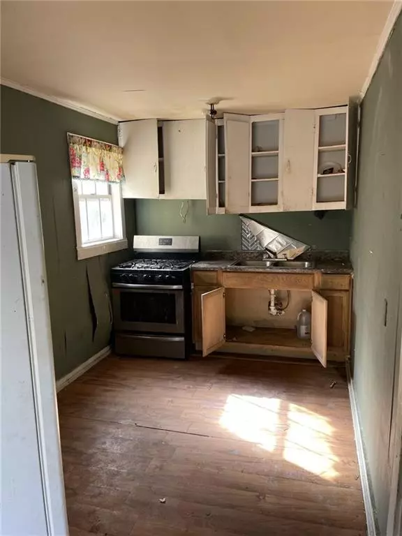 Eight Mile, AL 36613,721 Walter CIR S