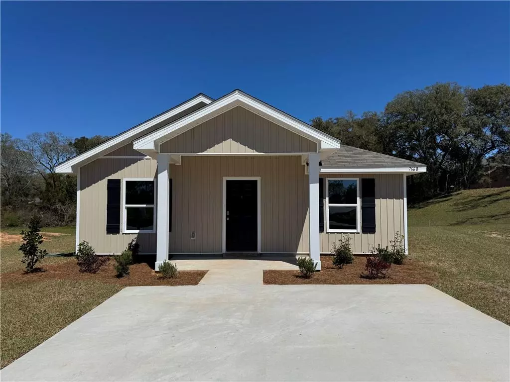 Theodore, AL 36582,7660 Oakmont DR N